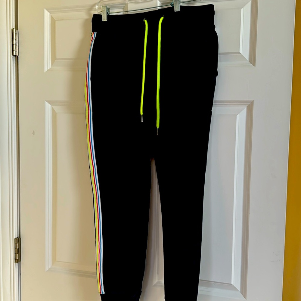 Psycho Bunny Jogger Size M